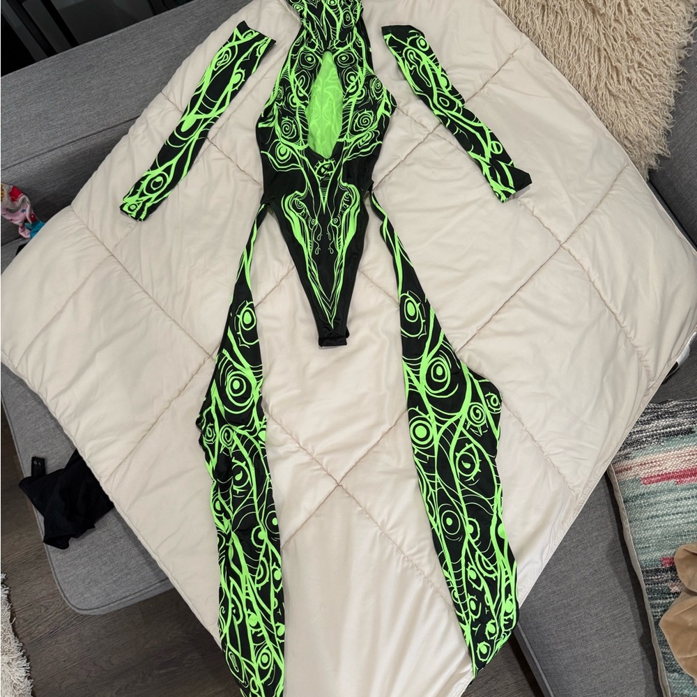 Neon Green Bodysuit - Picture 3 of 6